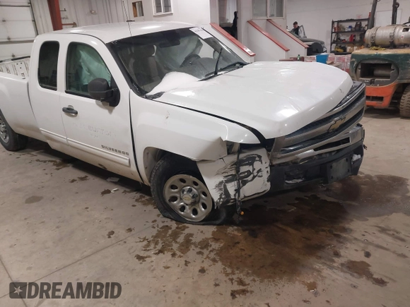 2011 Chevrolet Silverado 1500 LT with VIN 1GCRKSE07BZ417166, listed as a IAAI auction lot 41587194 with 194,863 mi miles and . Bid and sale history available at DreamBid. Image 6.