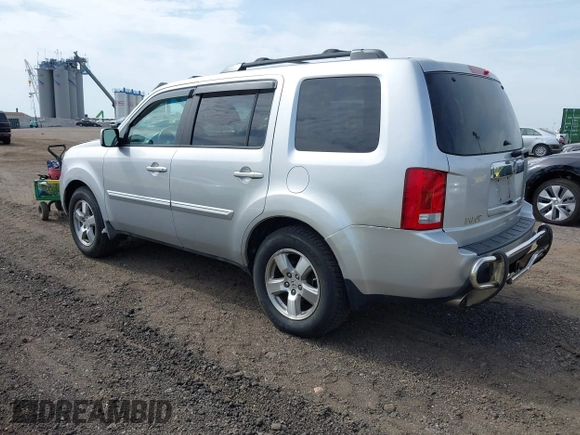 2009 Honda Pilot EX-L with VIN 5FNYF48599B025471, listed as a IAAI auction lot 42133938 with 217,105 mi miles. Bid and sale history available at carsss.com. Image 3.