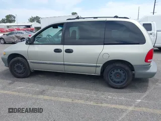 1999 Dodge Caravan with VIN 2B4GP25R4XR414599, listed as a IAAI auction lot 42238285 with 40,551 mi miles and . Bid and sale history available at DreamBid. Image 15.