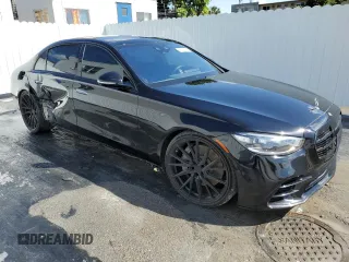 2022 Mercedes-Benz S 580 z VIN W1K6G7GB6NA144200, wystawiony jako Copart lot #48223505 z przebiegiem 29 488 mil mil oraz Szkoda całkowita • Salvage title. Historia ofert i sprzedaży dostępna na DreamBid. Obrazek 4.
