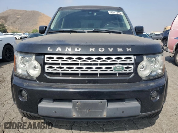 2013 Land Rover LR4 HSE z VIN SALAG2D41DA675440, wystawiony jako Copart lot #58377315 z przebiegiem 172 745 mil mil oraz Czysty tytuł • Clean title. Historia ofert i sprzedaży dostępna na DreamBid. Obrazek 5.