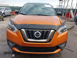2019 Nissan Kicks S with VIN 3N1CP5CU6KL559887, listed as a IAAI auction lot 41491252 with 69,357 mi miles and . Bid and sale history available at carsss.com. Image 12.