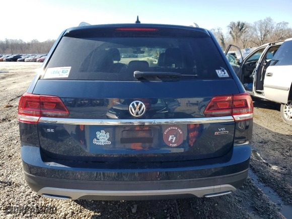 2018 Volkswagen Atlas 3.6L V6 SE with VIN 1V2LR2CA1JC533895, listed as a Copart auction lot 43526135 with 119,785 mi miles and Salvage Title. Bid and sale history available at carsss.com. Image 6.