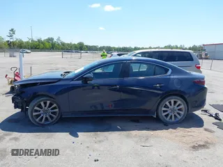 2021 Mazda 3 Select с VIN JM1BPABLXM1326518, выставлен на аукционе IAAI как лот 42130502 с пробегом 82 893 миль миль и . История ставок и продаж доступна на DreamBid. Изображение 14.