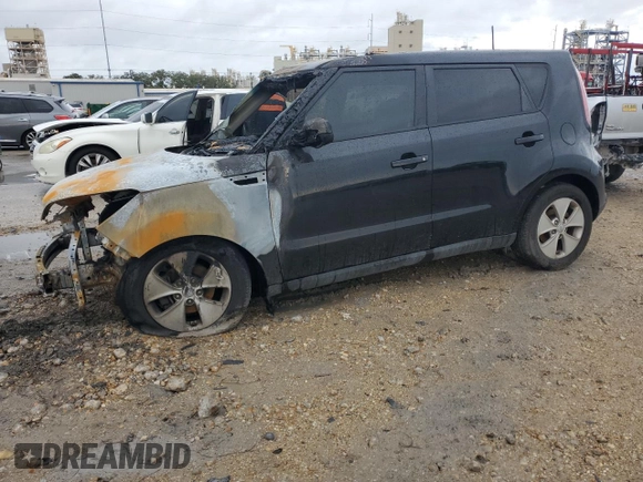 2015 Kia Soul with VIN KNDJN2A27F7152827, listed as a Copart auction lot 83807164 with 0 mi miles and Salvage Title. Bid and sale history available at carsss.com. Image 1.