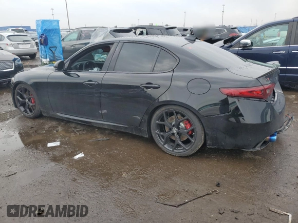 2021 Alfa Romeo Giulia Ti z VIN ZARFANBN3M7644625, wystawiony jako Copart lot #43411055 z przebiegiem Nie podano mil oraz Nie do naprawy • Non repairable. Historia ofert i sprzedaży dostępna na DreamBid. Obrazek 2.