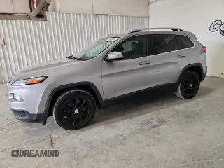 2017 Jeep Cherokee Latitude с VIN 1C4PJLCB3HD232882, выставлен на аукционе Copart как лот 63185575 с пробегом 126 000 миль миль и Списание • Salvage title. История ставок и продаж доступна на DreamBid. Изображение 1.
