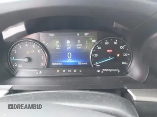2022 Ford Explorer XLT z VIN 1FMSK7DH0NGB25926, wystawiony jako IAAI lot #42181595 z przebiegiem 15 063 mil mil oraz . Historia ofert i sprzedaży dostępna na DreamBid. Obrazek 7.