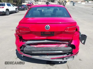 2017 Volkswagen Jetta GLI z VIN 3VW4T7AJ3HM350575, wystawiony jako IAAI lot #42303994 z przebiegiem 168 622 mil mil oraz . Historia ofert i sprzedaży dostępna na DreamBid. Obrazek 16.