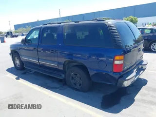 2002 Chevrolet Suburban LS with VIN 3GNEC16Z92G255776, listed as a IAAI auction lot 42883752 with 302,700 mi miles and . Bid and sale history available at DreamBid. Image 3.