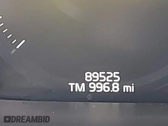 2019 Volvo S60 Momentum with VIN 7JR102FK0KG000679, listed as a IAAI auction lot 39804336 with 89,525 mi miles. Bid and sale history available at carsss.com. Image 7.