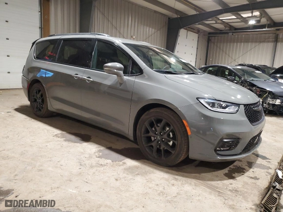 2022 Chrysler Pacifica Touring L with VIN 2C4RC1BG9NR187847, listed as a Copart auction lot 48363525 with 20,514 mi miles and Salvage Title. Bid and sale history available at carsss.com. Image 4.