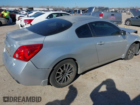 2009 Nissan Altima 2.5 S with VIN 1N4AL24E49C186219, listed as a IAAI auction lot 41474388 with 170,969 mi miles. Bid and sale history available at carsss.com. Image 4.