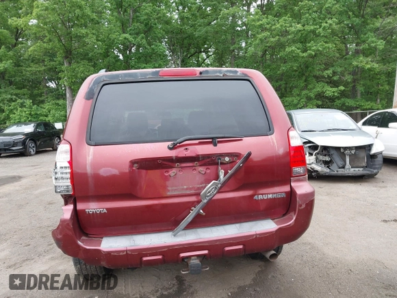 2006 Toyota 4Runner SR5 z VIN JTEBU14R068056845, wystawiony jako IAAI lot #42021707 z przebiegiem 269 036 mil mil oraz . Historia ofert i sprzedaży dostępna na DreamBid. Obrazek 16.