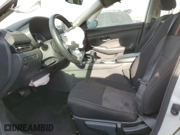 2024 Nissan Sentra SR with VIN 3N1AB8DV3RY208057, listed as a Copart auction lot 47128815 with 20,870 mi miles and Salvage title. Bid and sale history available at DreamBid. Image 7.