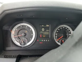 2013 Ram 1500 Express z VIN 1C6RR7FTXDS573982, wystawiony jako Copart lot #56377175 z przebiegiem 123 042 mil mil oraz Szkoda całkowita • Salvage title. Historia ofert i sprzedaży dostępna na DreamBid. Obrazek 9.