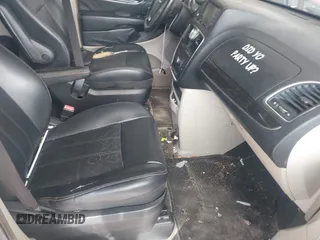 2013 Chrysler Town & Country Touring z VIN 2C4RC1BG0DR658041, wystawiony jako IAAI lot #42498154 z przebiegiem 141 626 mil mil oraz . Historia ofert i sprzedaży dostępna na DreamBid. Obrazek 5.