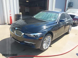 2014 BMW 3 Series 328i xDrive with VIN WBA3B5C50EF599480, listed as a IAAI auction lot 41755762 with 200,361 mi miles. Bid and sale history available at carsss.com. Image 17.