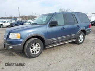 2004 Ford Expedition Special Service with VIN 1FMFU16L44LB85496, listed as a IAAI auction lot 41852315 with 169,687 mi miles. Bid and sale history available at carsss.com. Image 2.