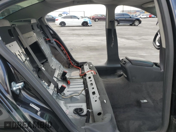 2014 Chevrolet SS с VIN 6G3F15RW9EL953939, выставлен на аукционе Copart как лот 54904795 с пробегом 98 617 миль миль и Списание • Salvage title. История ставок и продаж доступна на DreamBid. Изображение 10.