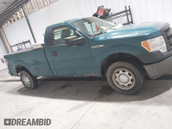 2014 Ford F-150 XL with VIN 1FTMF1EM8EKE03723, listed as a IAAI auction lot 41323405 with 176,478 mi miles and . Bid and sale history available at DreamBid. Image 14.