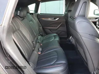 2017 Maserati Levante S z VIN ZN661YUS7HX228466, wystawiony jako Copart lot #56974265 z przebiegiem 45 770 mil mil oraz Szkody całkowita. Historia ofert i sprzedaży dostępna na DreamBid. Obrazek 11.
