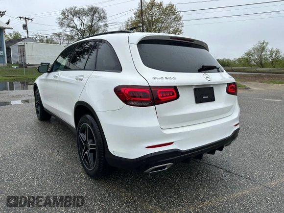 2021 Mercedes-Benz GLC 300 with VIN W1N0G8EB4MV283010, listed as a Copart auction lot 56222655 with 110,910 mi miles and Clean title. Bid and sale history available at DreamBid. Image 3.