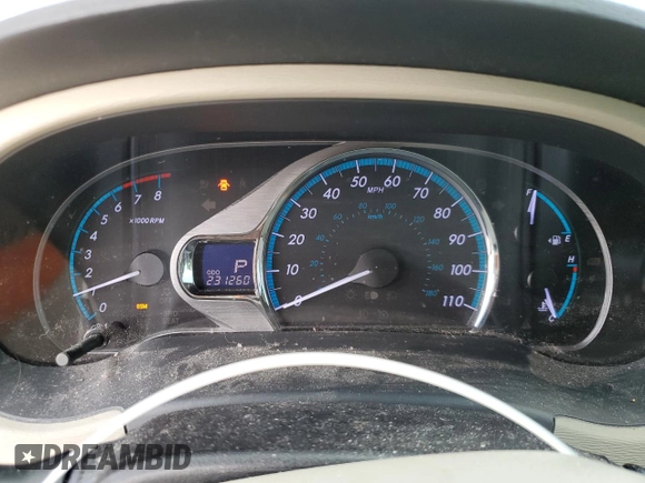 2014 Toyota Sienna XLE with VIN 5TDYK3DC6ES456558, listed as a Copart auction lot 63106085 with 231,260 mi miles and Salvage title. Bid and sale history available at DreamBid. Image 9.