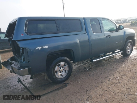2013 Chevrolet Silverado 1500 LT with VIN 1GCRKSE78DZ357530, listed as a IAAI auction lot 40947097 with 125,184 mi miles and . Bid and sale history available at DreamBid. Image 4.