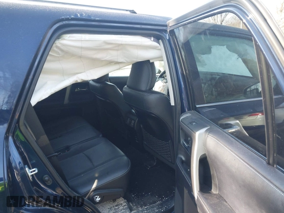 2018 Toyota 4Runner SR5 z VIN JTEBU5JR8J5596675, wystawiony jako IAAI lot #41877335 z przebiegiem Nie podano mil oraz . Historia ofert i sprzedaży dostępna na DreamBid. Obrazek 8.