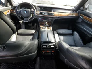 2014 BMW 7 Series ALPINA B7 with VIN WBAYE8C54ED135263, listed as a Copart auction lot 46452435 with 138,731 mi miles and Salvage title. Bid and sale history available at DreamBid. Image 8.