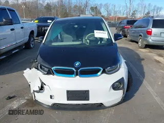 2017 BMW i3 z VIN WBY1Z8C37HV891822, wystawiony jako IAAI lot #41666962 z przebiegiem 39 844 mil mil oraz . Historia ofert i sprzedaży dostępna na DreamBid. Obrazek 13.