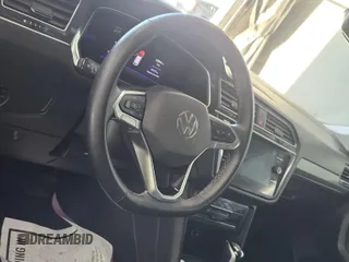 2024 Volkswagen Tiguan SE с VIN 3VV3B7AX0RM107010, выставлен на аукционе IAAI как лот 42889810 с пробегом 22 903 миль миль и . История ставок и продаж доступна на DreamBid. Изображение 10.