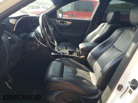 2016 Infiniti QX70 z VIN JN8CS1MU4GM670023, wystawiony jako Copart lot #59185875 z przebiegiem 123 880 mil mil oraz Szkoda całkowita • Salvage title. Historia ofert i sprzedaży dostępna na DreamBid. Obrazek 7.