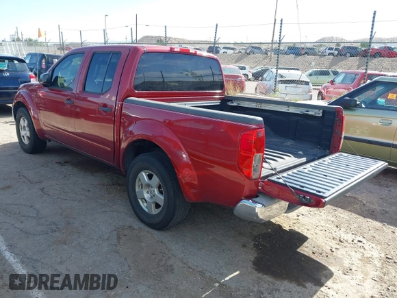 2008 Nissan Frontier SE z VIN 1N6AD07UX8C445256, wystawiony jako IAAI lot #42268253 z przebiegiem 174 692 mil mil oraz . Historia ofert i sprzedaży dostępna na DreamBid. Obrazek 3.