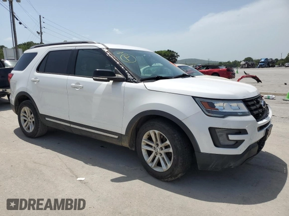 2017 Ford Explorer XLT z VIN 1FM5K7D80HGE01880, wystawiony jako Copart lot #65489154 z przebiegiem 150 815 mil mil oraz Szkoda całkowita • Salvage title. Historia ofert i sprzedaży dostępna na DreamBid. Obrazek 4.