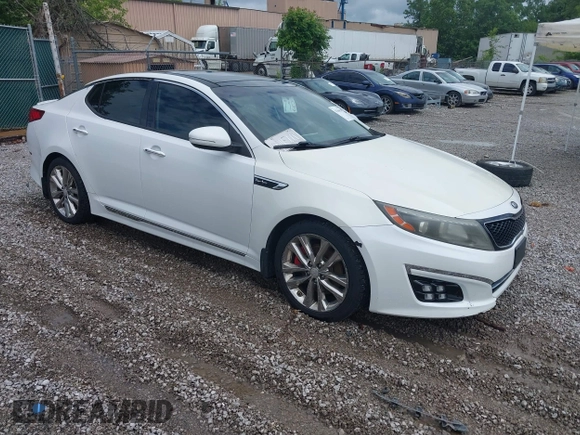 2014 Kia Optima SX Turbo with VIN 5XXGR4A69EG281560, listed as a IAAI auction lot 42366130 with 178,227 mi miles and . Bid and sale history available at DreamBid. Image 1.