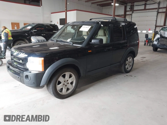 2006 Land Rover LR3 HSE with VIN SALAG25436A373228, listed as a IAAI auction lot 42073611 with 206,721 mi miles. Bid and sale history available at carsss.com. Image 2.