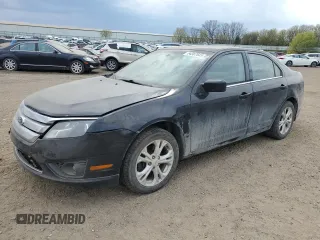 2012 Ford Fusion SE z VIN 3FAHP0HA2CR182998, wystawiony jako Copart lot #54367645 z przebiegiem 146 956 mil mil oraz Czysty tytuł • Clean title. Historia ofert i sprzedaży dostępna na DreamBid. Obrazek 1.