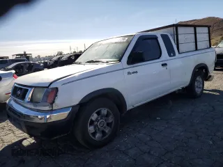1998 Nissan Frontier XE z VIN 1N6DD26S0WC332244, wystawiony jako Copart lot #89191295 z przebiegiem 242 653 mil mil oraz Szkoda całkowita • Salvage title. Historia ofert i sprzedaży dostępna na DreamBid. Obrazek 1.