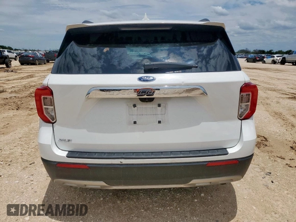 2022 Ford Explorer XLT z VIN 1FMSK7DH9NGA71395, wystawiony jako Copart lot #60721505 z przebiegiem Nie podano mil oraz Szkoda całkowita • Salvage title. Historia ofert i sprzedaży dostępna na DreamBid. Obrazek 6.