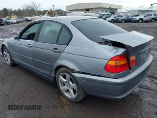 2003 BMW 3 Series 330xi z VIN WBAEW53433PG10406, wystawiony jako IAAI lot #41969841 z przebiegiem Nie podano mil oraz . Historia ofert i sprzedaży dostępna na DreamBid. Obrazek 3.