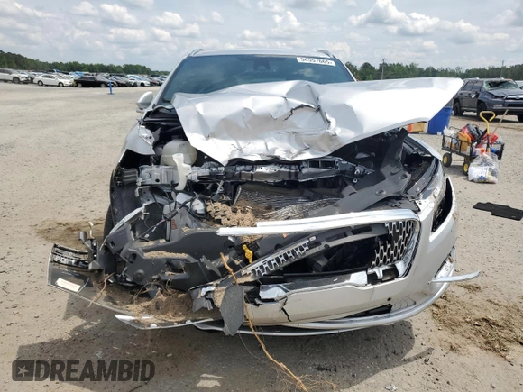 2019 Lincoln MKC Reserve with VIN 5LMCJ3C93KUL12114, listed as a Copart auction lot 54557665 with 7,633 mi miles and Salvage title. Bid and sale history available at DreamBid. Image 5.