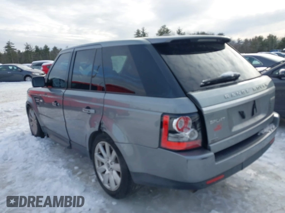 2013 Land Rover Range Rover Sport HSE LUX with VIN SALSK2D49DA781170, listed as a IAAI auction lot 41590352 with 133,560 mi miles. Bid and sale history available at carsss.com. Image 6.