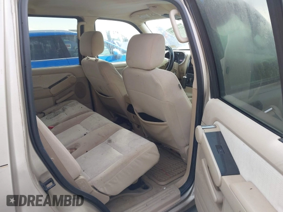 2006 Ford Explorer XLT with VIN 1FMEU73E46UA11137, listed as a IAAI auction lot 41995188 with 166,874 mi miles. Bid and sale history available at carsss.com. Image 8.