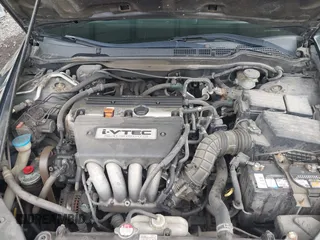 2006 Honda Accord LX z VIN 1HGCM56496A072795, wystawiony jako IAAI lot #42345980 z przebiegiem 226 480 mil mil oraz . Historia ofert i sprzedaży dostępna na DreamBid. Obrazek 10.
