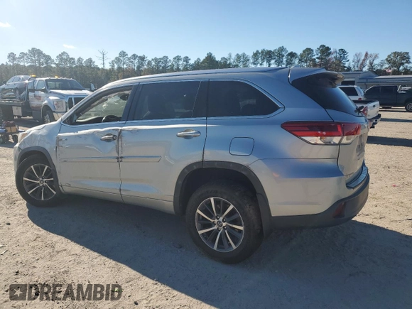 2018 Toyota Highlander Hybrid XLE with VIN 5TDJGRFH9JS045034, listed as a Copart auction lot 81771394 with 106,504 mi miles and Salvage title. Bid and sale history available at DreamBid. Image 2.