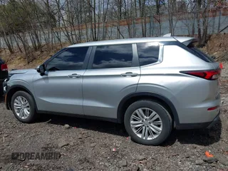 2022 Mitsubishi Outlander ES with VIN JA4J4TA81NZ035528, listed as a IAAI auction lot 41983033 with 41,134 mi miles. Bid and sale history available at carsss.com. Image 14.