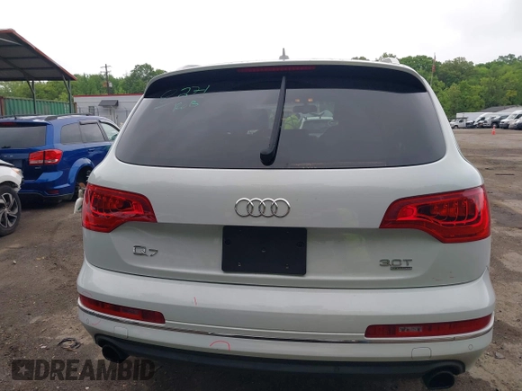 2015 Audi Q7 Premium Plus с VIN WA1LGAFE7FD027337, выставлен на аукционе IAAI как лот 42182400 с пробегом 82 269 миль миль и . История ставок и продаж доступна на DreamBid. Изображение 17.