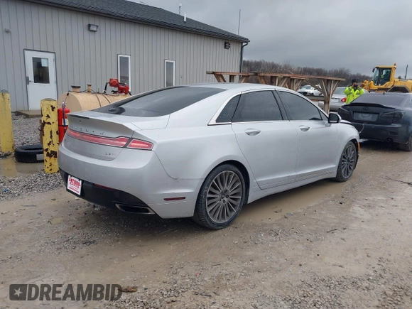 2013 Lincoln MKZ with VIN 3LN6L2J91DR819949, listed as a IAAI auction lot 41142308 with 156,244 mi miles. Bid and sale history available at carsss.com. Image 4.